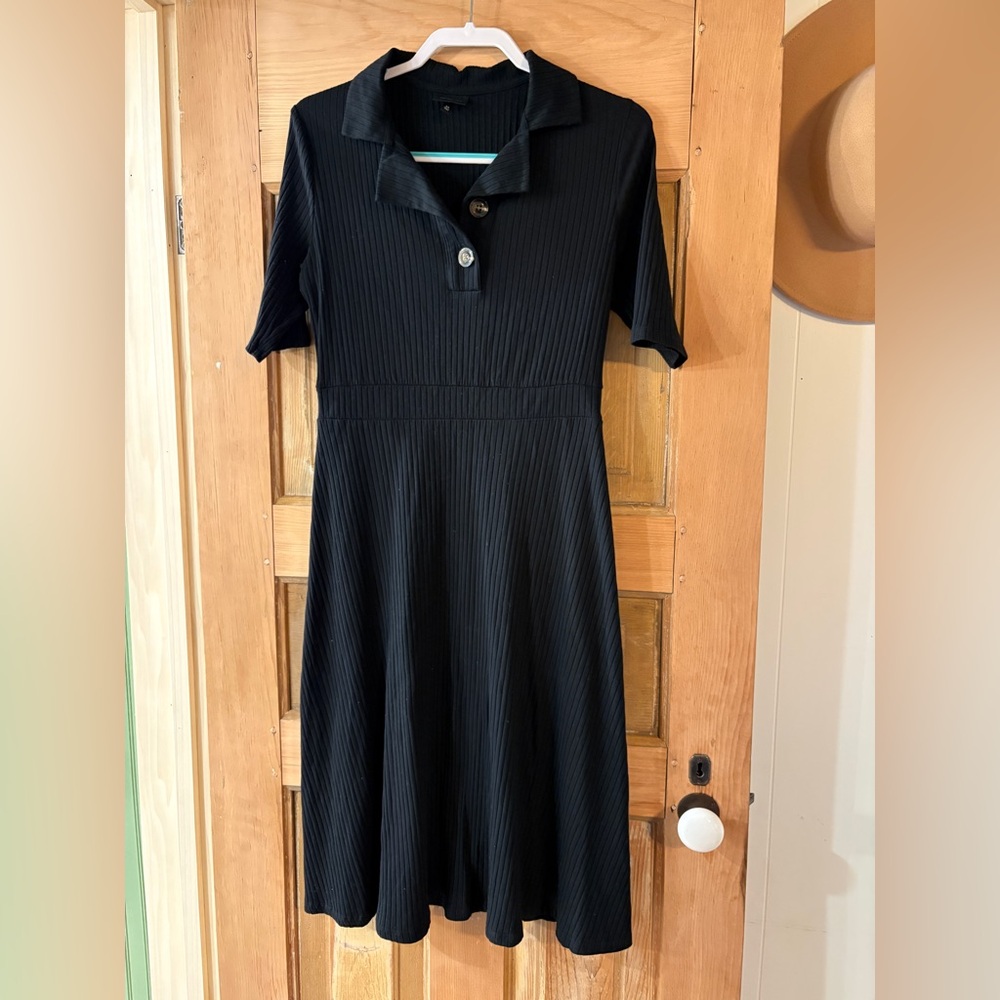 Who What Wear Black Midi Dress with Collar
